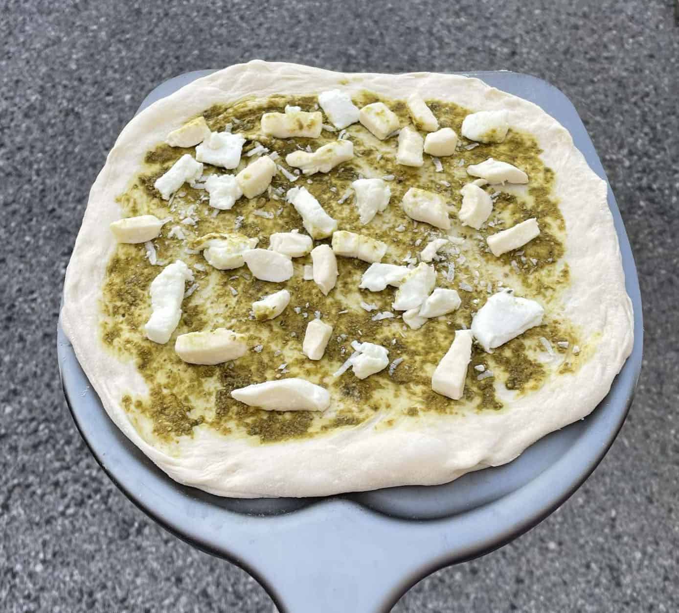 Pesto pizza sauce